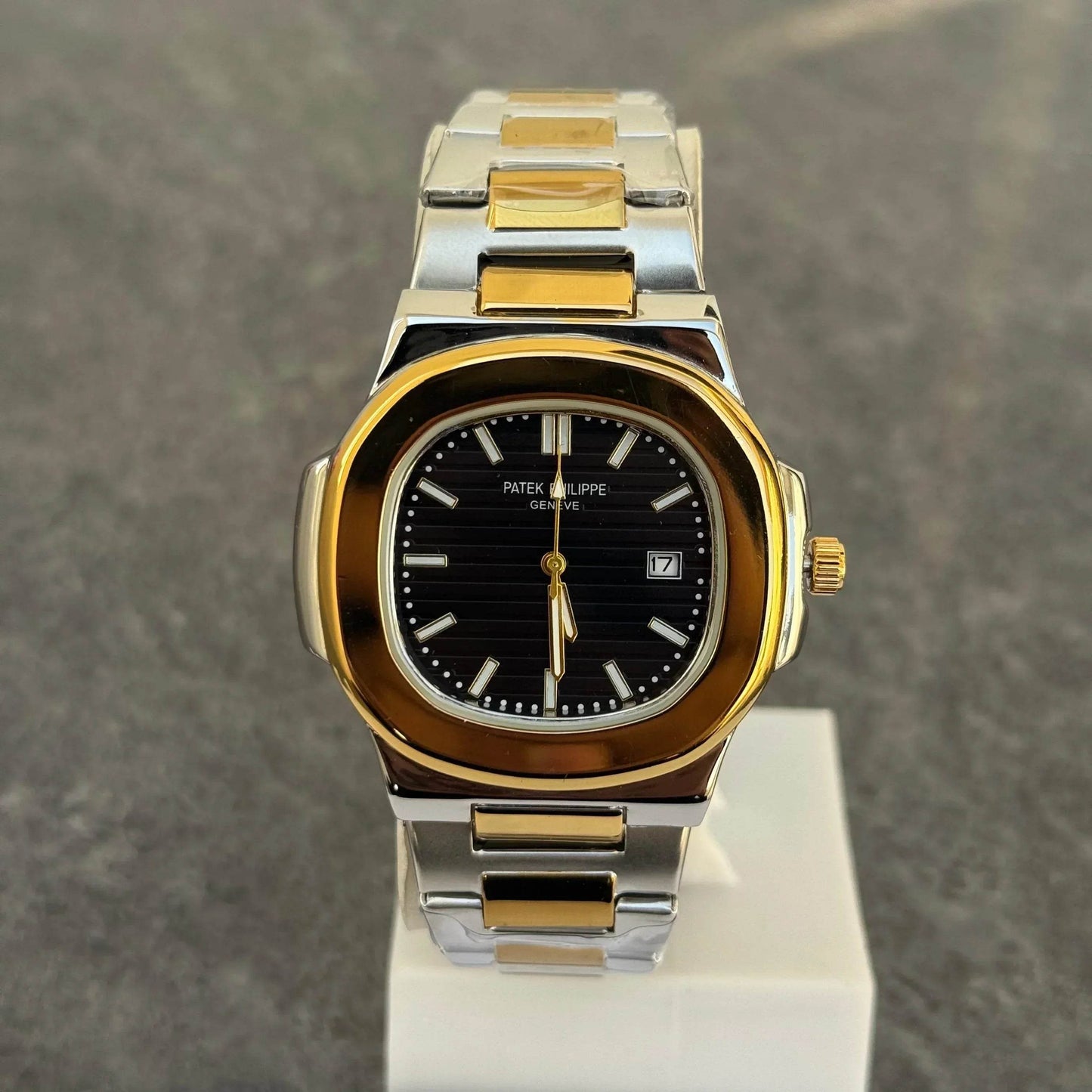 Patek Philippe Date Just - Two Tone Golden Black - Horizon Wrist