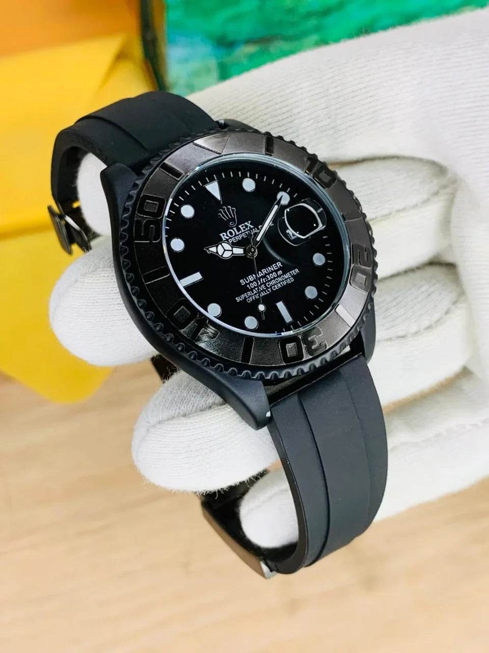 Rolex Yacht Watch Master Date Just | Full Black - Horizon Wrist
