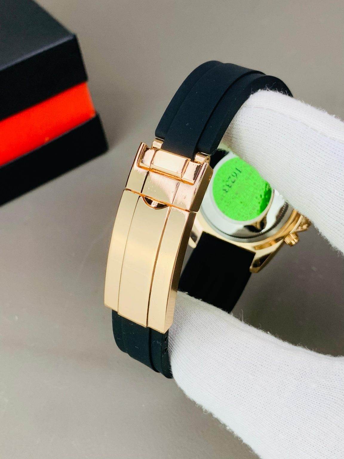 GOLDEN DAYTONA STONE - Horizon Wrist 