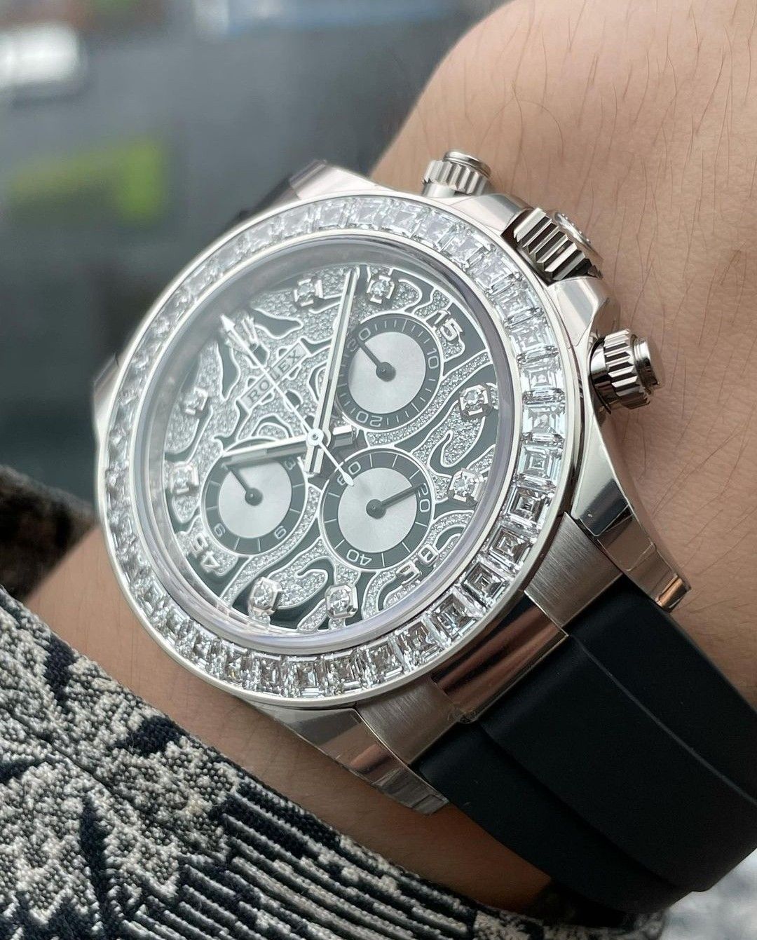 🐅 White Tiger Daytona – Elegance in White