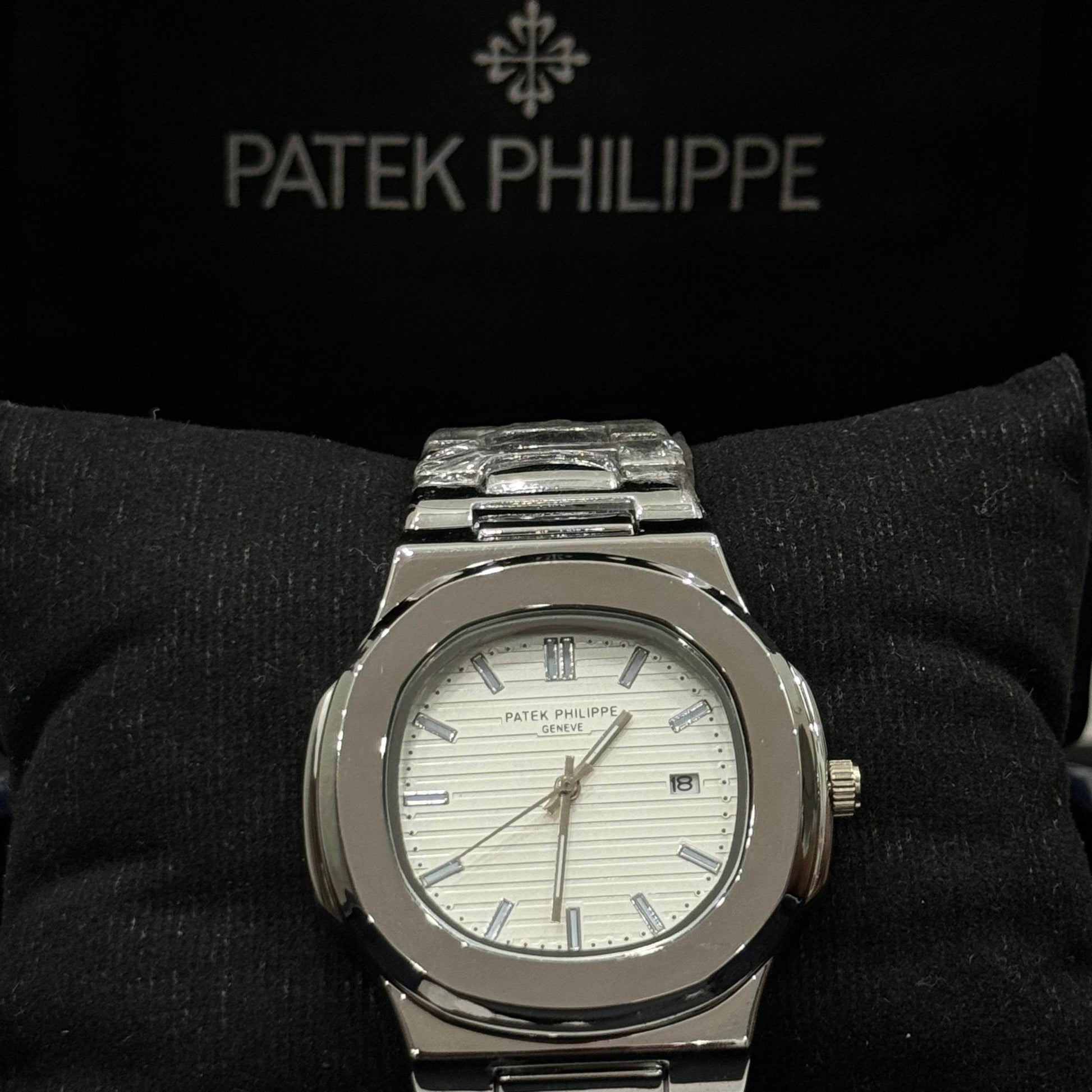 Patek Philippe Date Just - Silver White - Horizon Wrist 